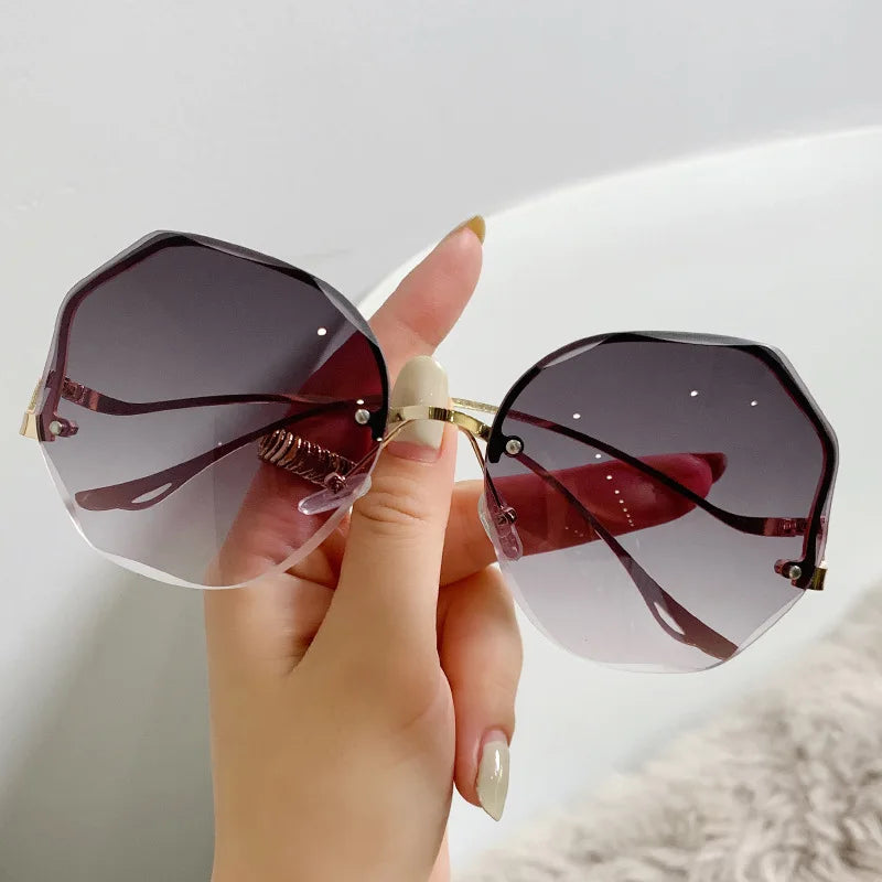 2024 Luxury Round Gradient Sunglasses Women Metal Curved Temples Eyewear Ocean Rimless Fashion Sun Glasses Ladies UV400 - Gufetto Brand 